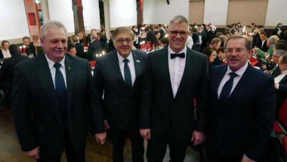Munzinger Ingenieure GmbH bei 25-Jahr-Feier gewürdigt